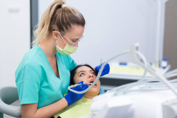 Best Cosmetic Emergency Dentistry in Mango, FL